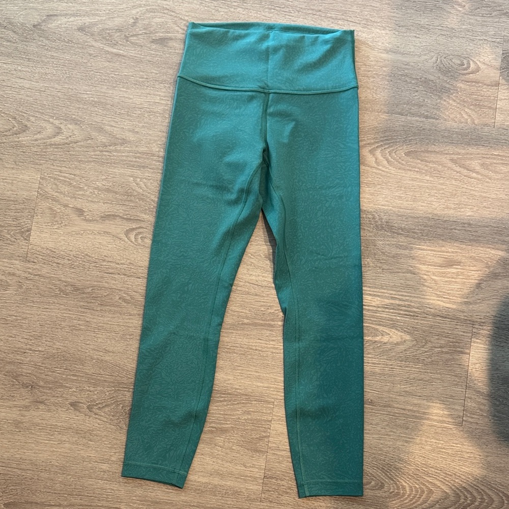 Lululemon Wunder Train High-Rise Legging 25" in blaze maldives green